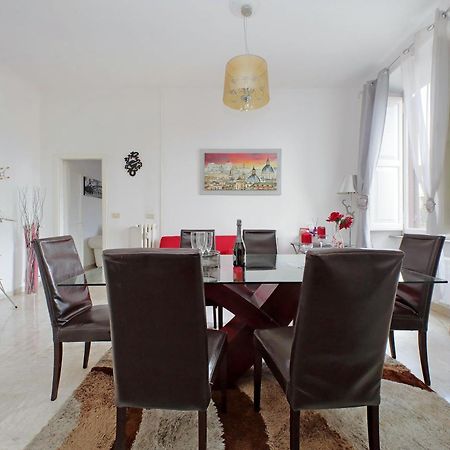 דירות רומא Luxury Domus Amadeus מראה חיצוני תמונה