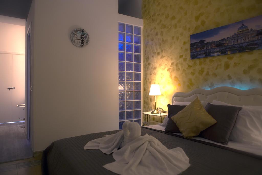 דירות רומא Luxury Domus Amadeus מראה חיצוני תמונה