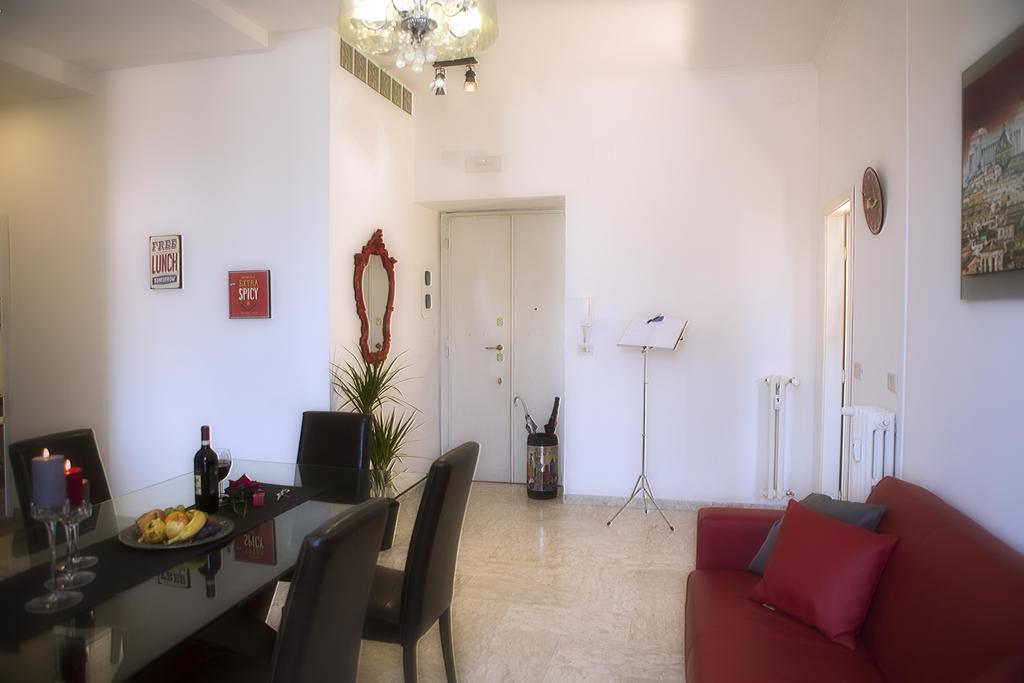 דירות רומא Luxury Domus Amadeus מראה חיצוני תמונה
