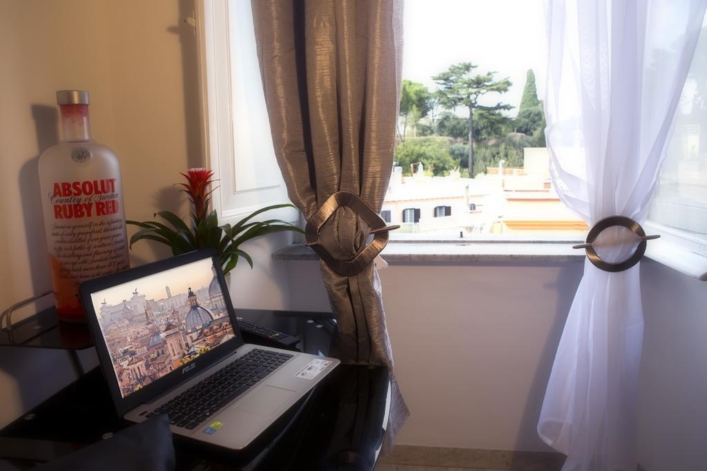 דירות רומא Luxury Domus Amadeus מראה חיצוני תמונה