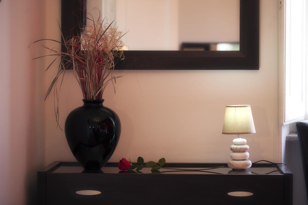 דירות רומא Luxury Domus Amadeus מראה חיצוני תמונה